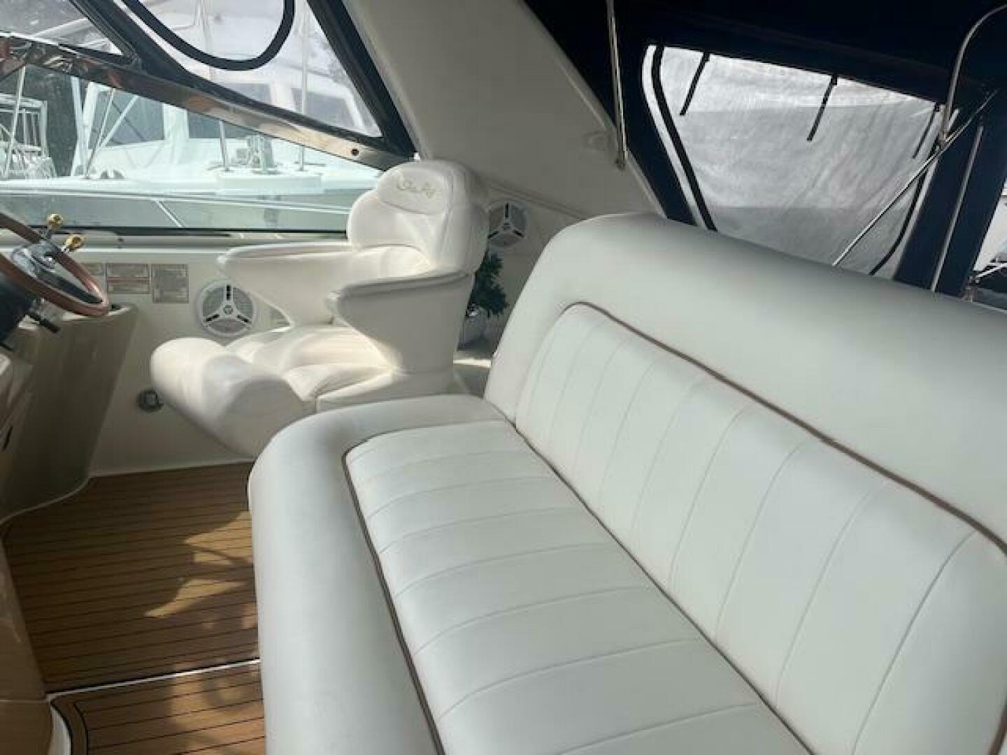 Slide: The Image of Sea Ray 40 Sundancer 1999 - 5263208