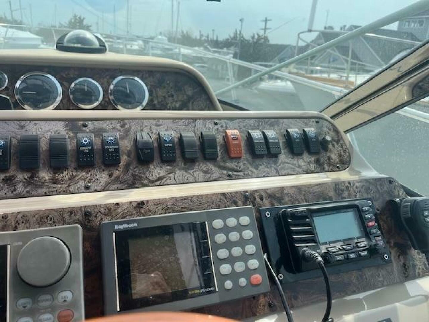 Slide: The Image of Sea Ray 40 Sundancer 1999 - 5263241