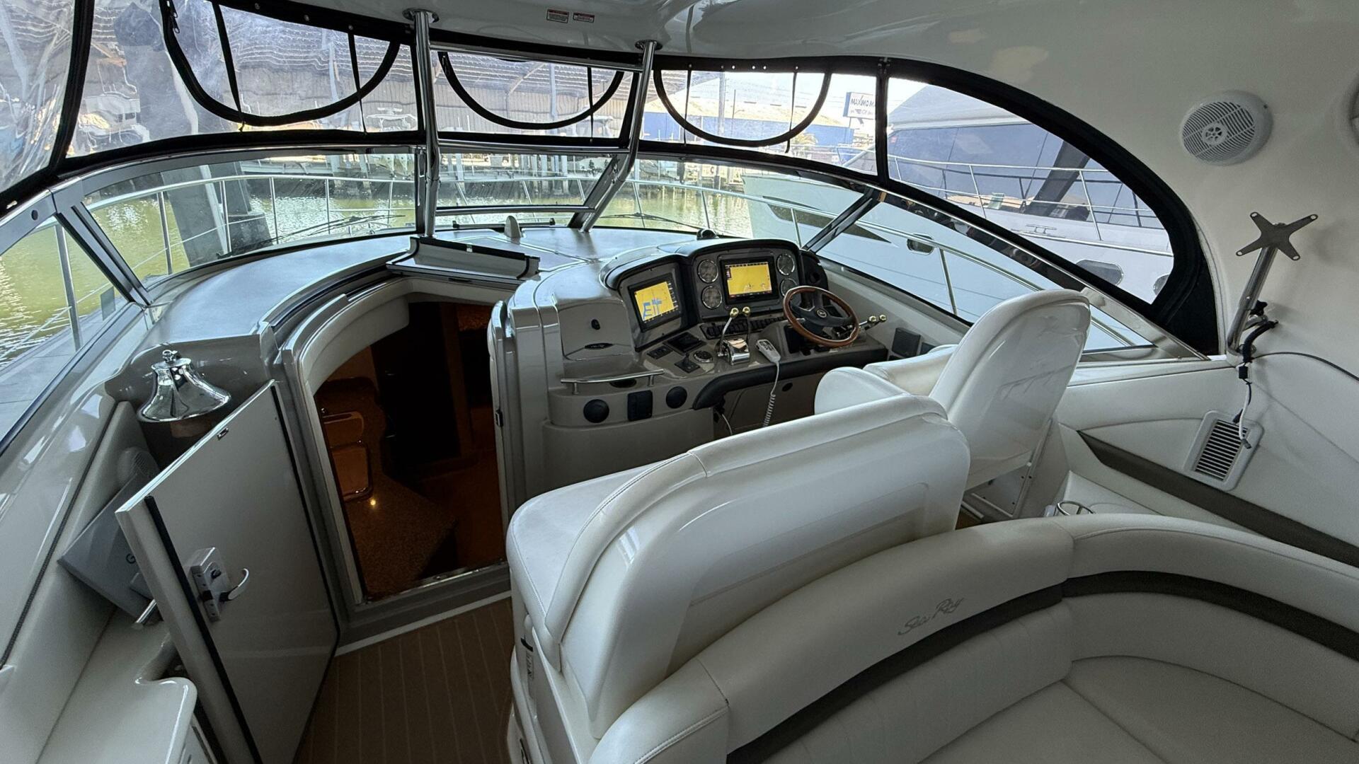 Slide: The Image of Sea Ray 40 Sundancer 2006 - 5164343