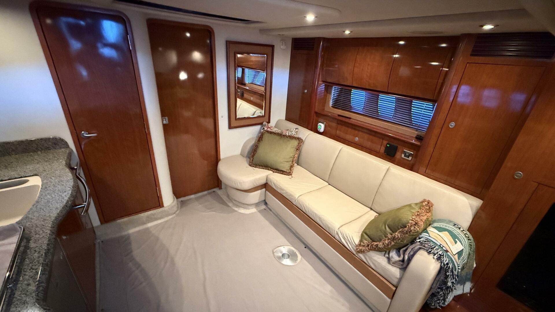 Slide: The Image of Sea Ray 40 Sundancer 2006 - 5164347