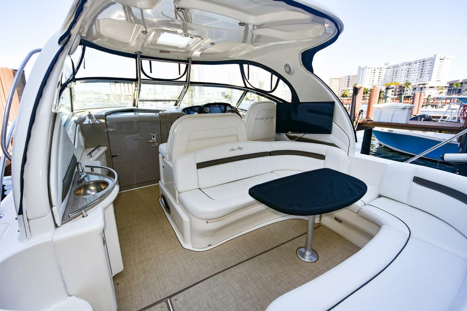 Slide: The Image of Sea Ray 40 Sundancer 2007 - 5133787