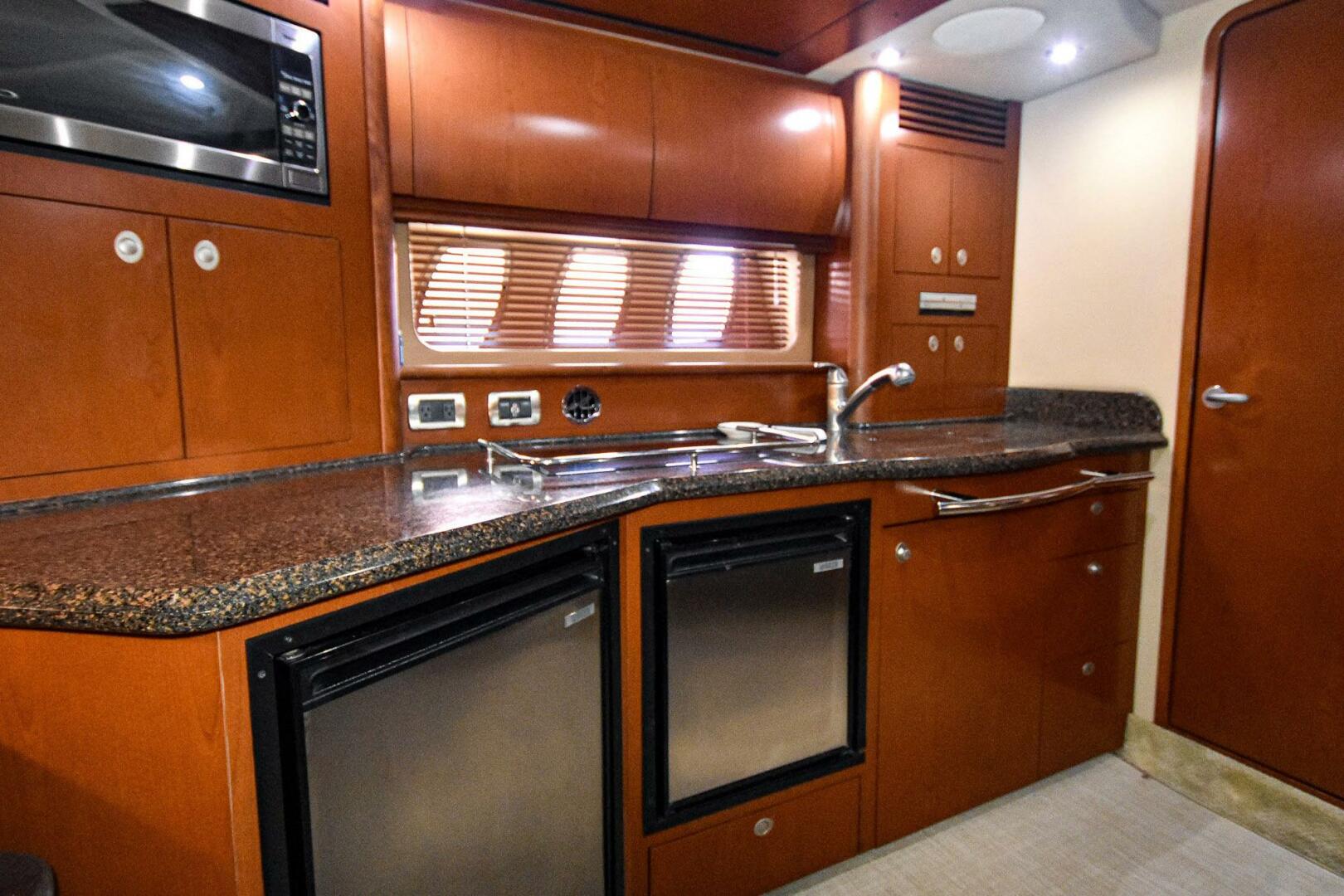Slide: The Image of Sea Ray 40 Sundancer 2007 - 5133800