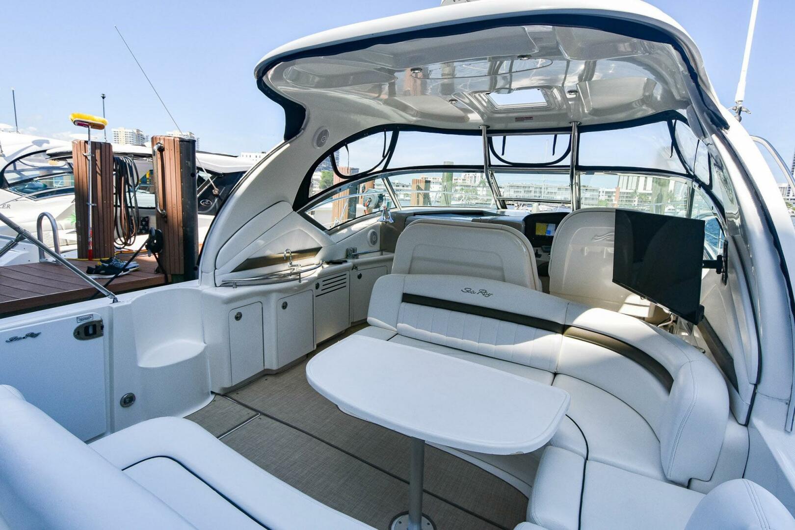 Slide: The Image of Sea Ray 40 Sundancer 2007 - 5133807