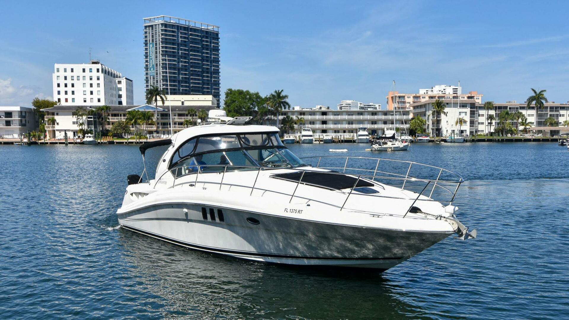 Slide: The Image of Sea Ray 40 Sundancer 2007 - 5133813