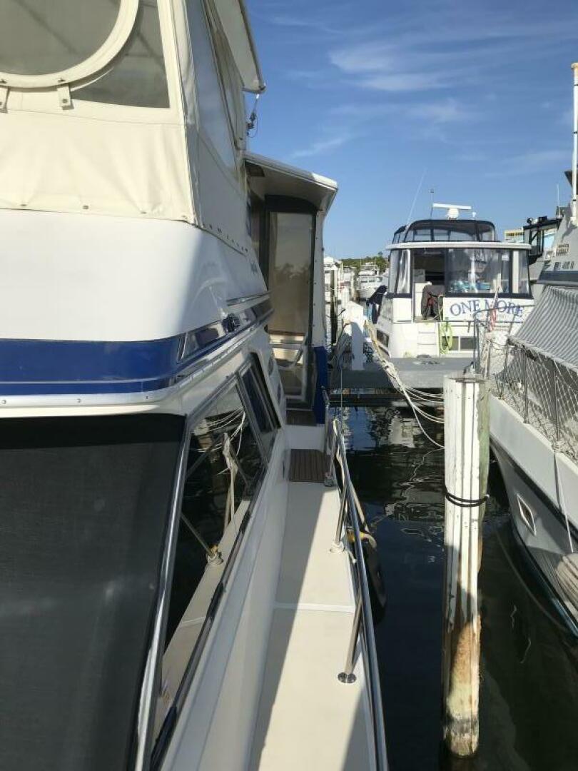 Slide: The Image of Sea Ray 410 1987 - 5022514