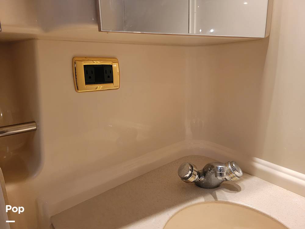 Slide: The Image of Sea Ray 410 Sundancer 2001 - 119