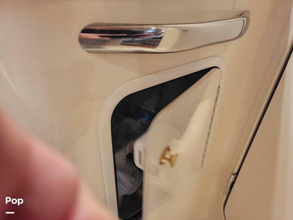 Slide: The Image of Sea Ray 410 Sundancer 2001 - 121