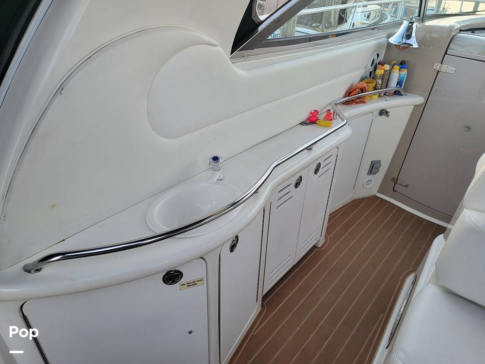Slide: The Image of Sea Ray 410 Sundancer 2001 - 28