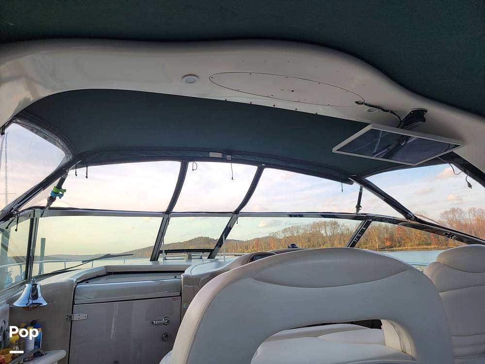 Slide: The Image of Sea Ray 410 Sundancer 2001 - 30