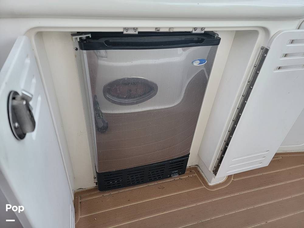 Slide: The Image of Sea Ray 410 Sundancer 2001 - 32