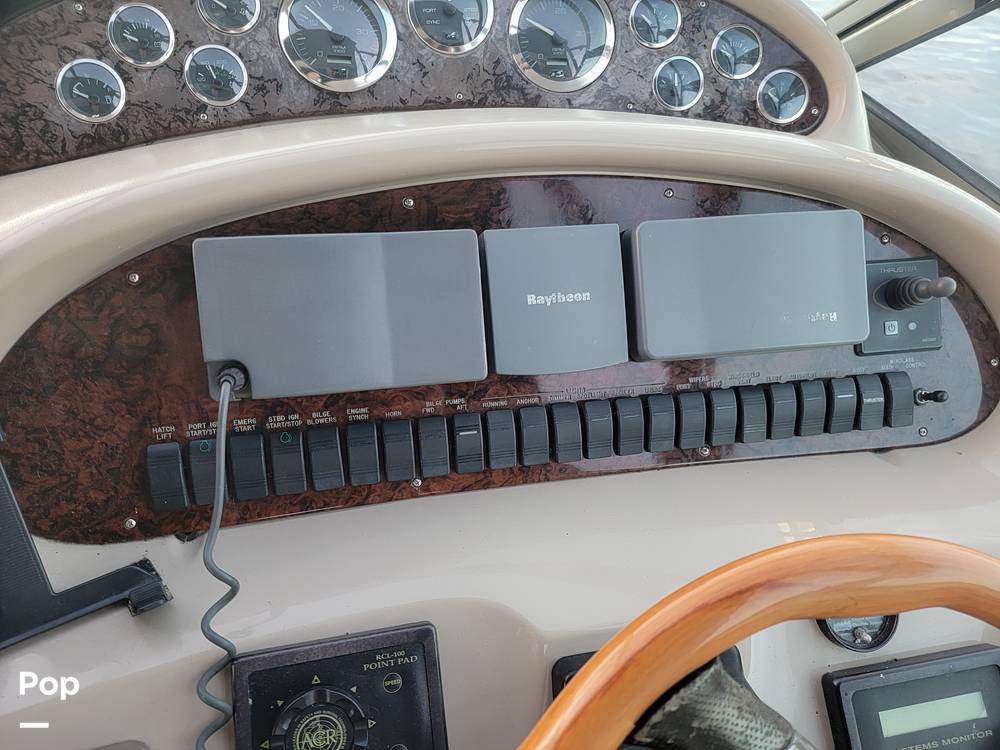 Slide: The Image of Sea Ray 410 Sundancer 2001 - 50