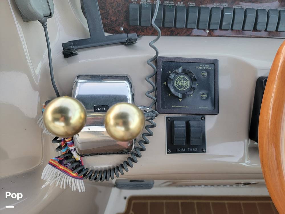 Slide: The Image of Sea Ray 410 Sundancer 2001 - 55