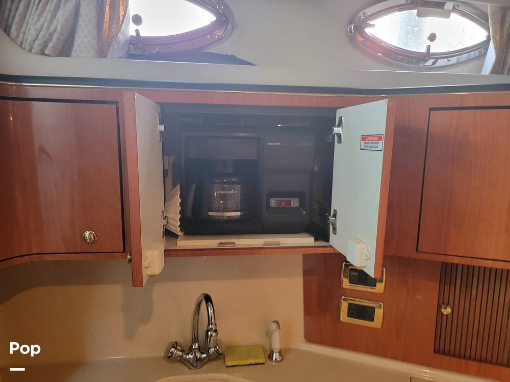Slide: The Image of Sea Ray 410 Sundancer 2001 - 70