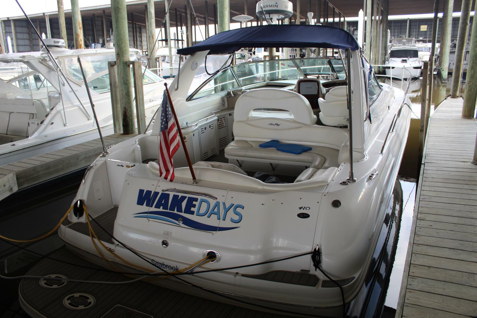 Slide: The Image of Sea Ray 410 Sundancer 2003 - 4247366