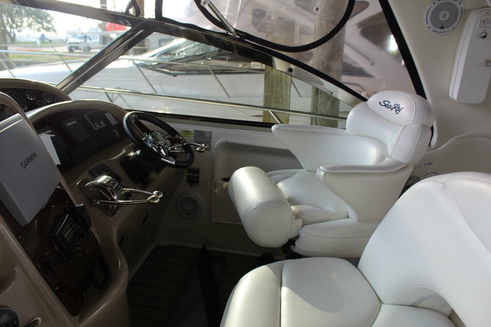 Slide: The Image of Sea Ray 410 Sundancer 2003 - 4247541