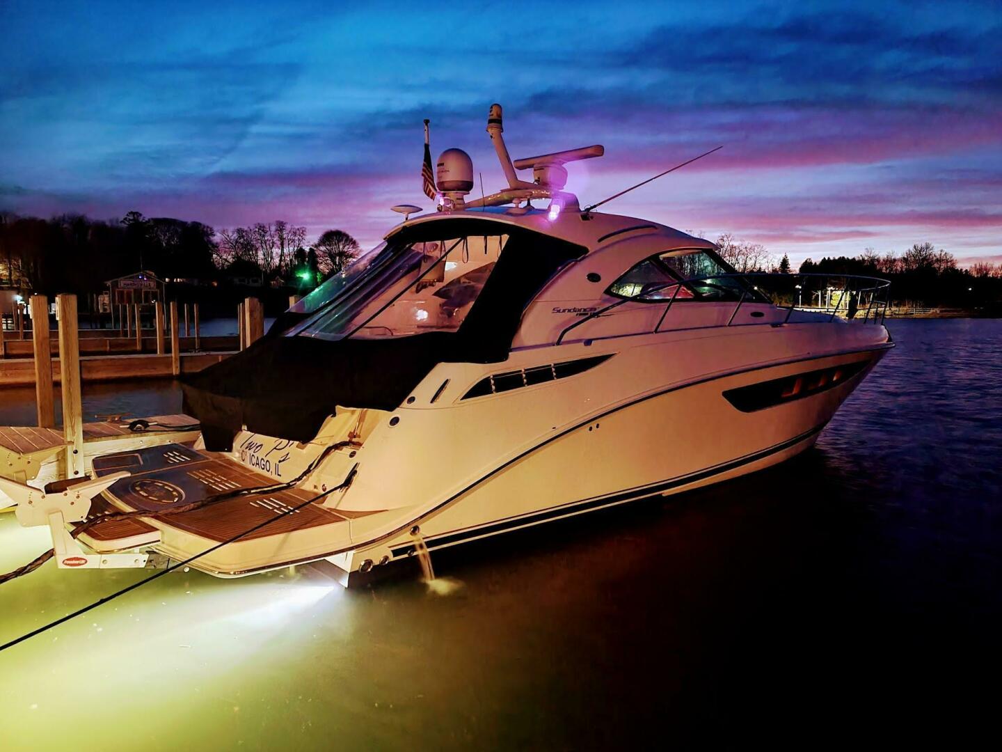 Slide: The Image of Sea Ray 410 Sundancer 2012 - 4434440