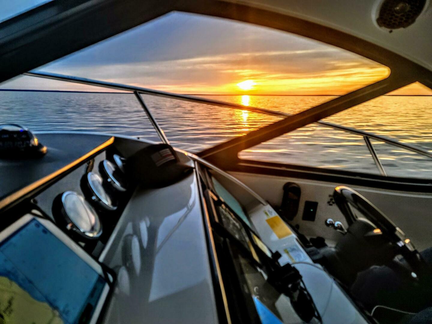 Slide: The Image of Sea Ray 410 Sundancer 2012 - 4434454