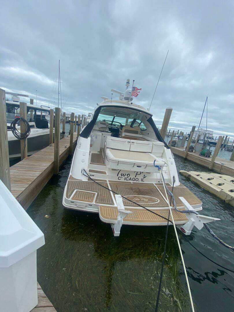 Slide: The Image of Sea Ray 410 Sundancer 2012 - 4434570