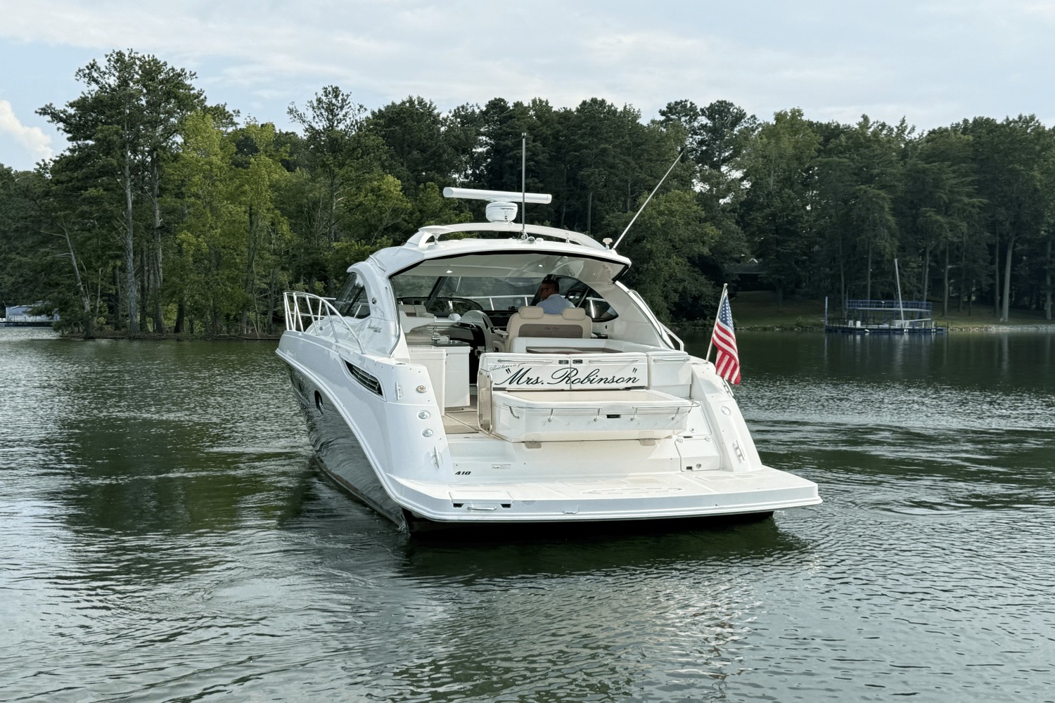 Slide: The Image of Sea Ray 410 SUNDANCER 2013 - 10