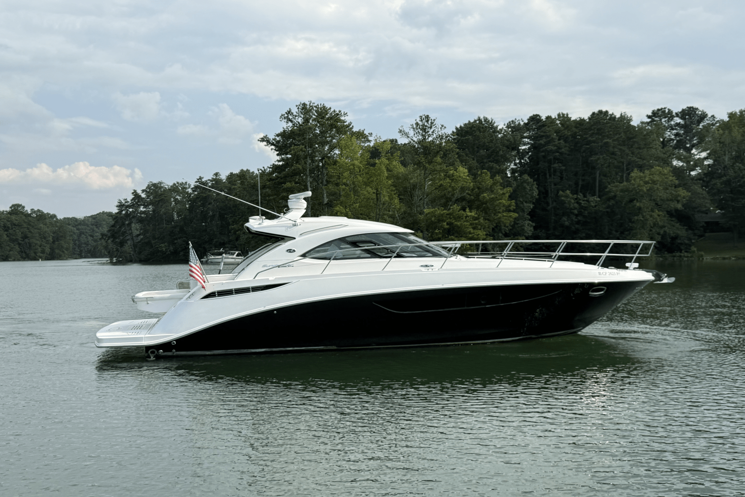 Slide: The Image of Sea Ray 410 SUNDANCER 2013 - 5
