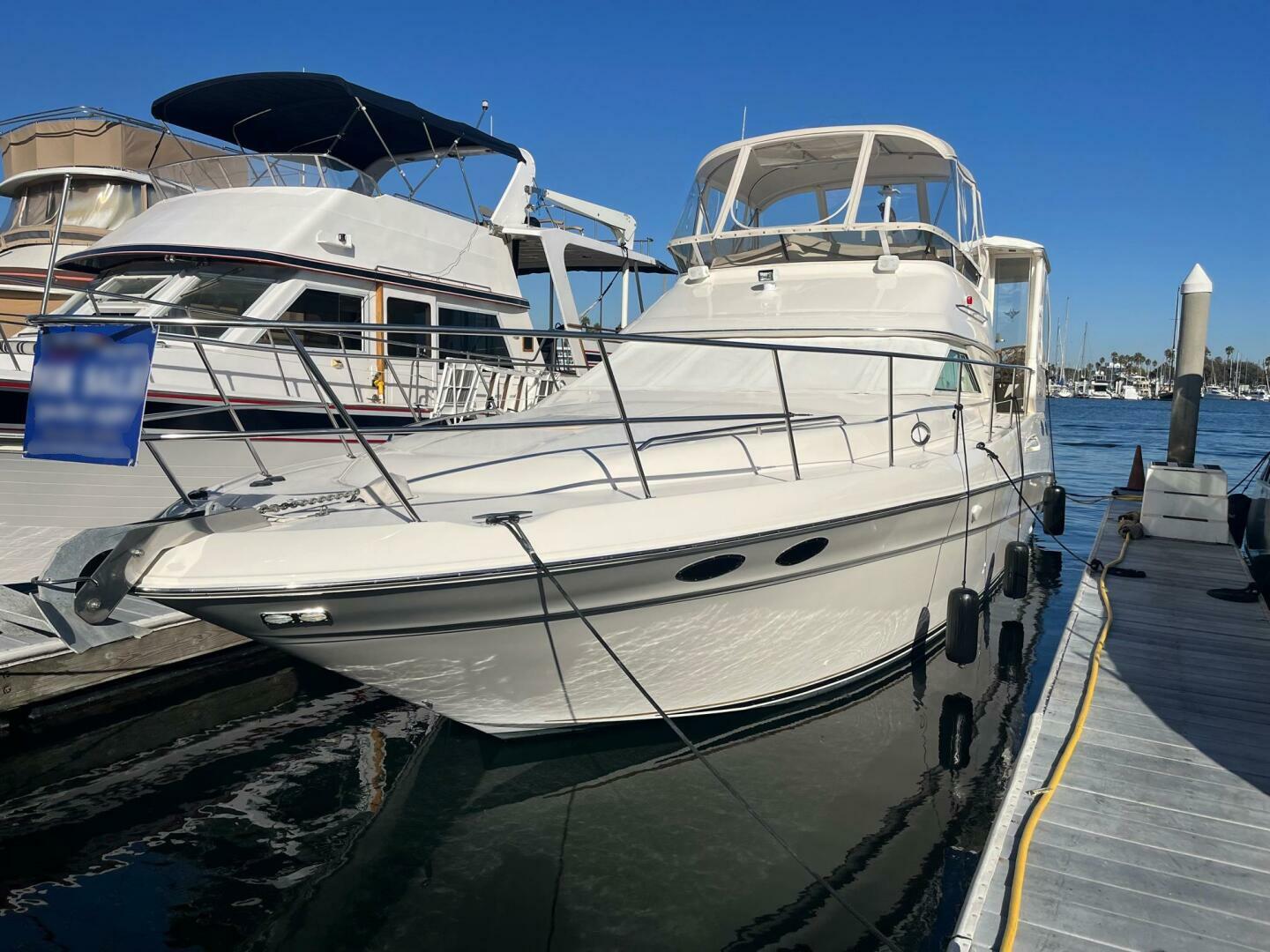 Slide: The Image of Sea Ray 420 Aft Cabin 1997 - 3950300