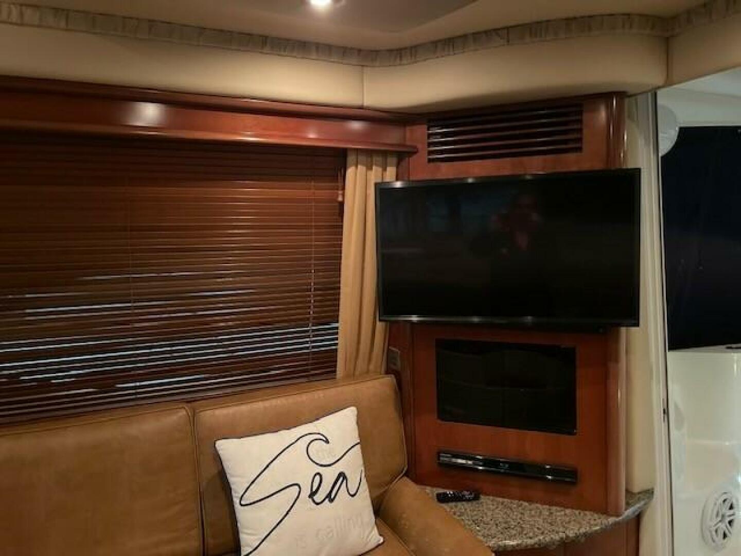Slide: The Image of Sea Ray 420 Sedan Bridge 2005 - 5129519