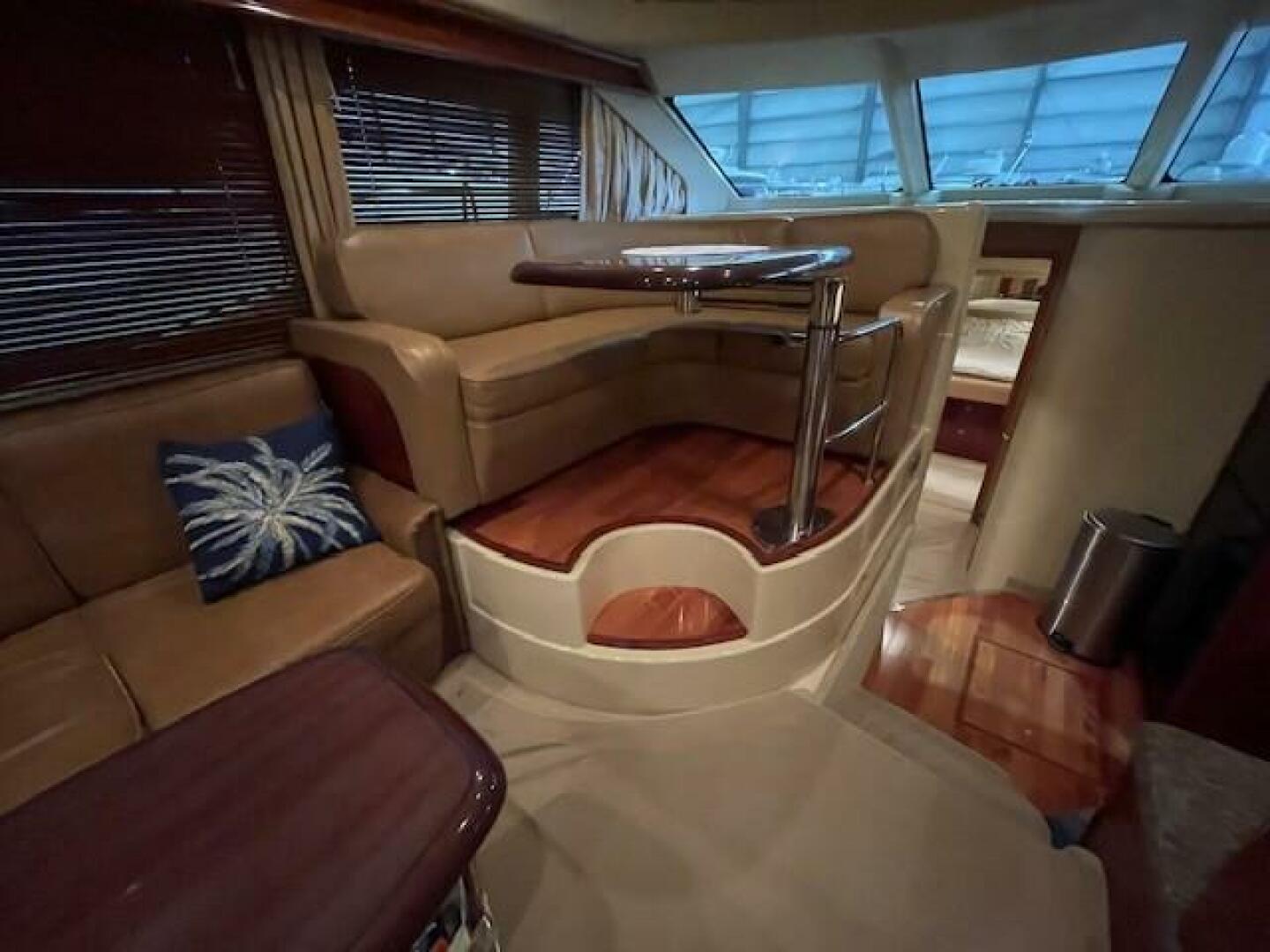 Slide: The Image of Sea Ray 420 Sedan Bridge 2005 - 5129526