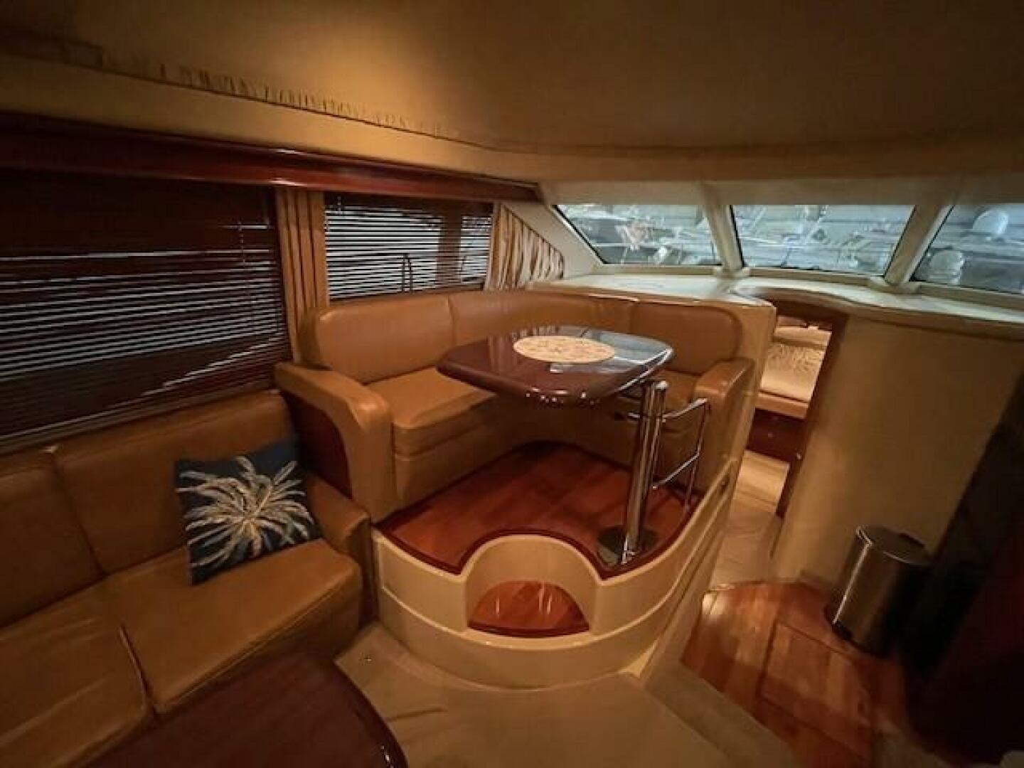 Slide: The Image of Sea Ray 420 Sedan Bridge 2005 - 5129527