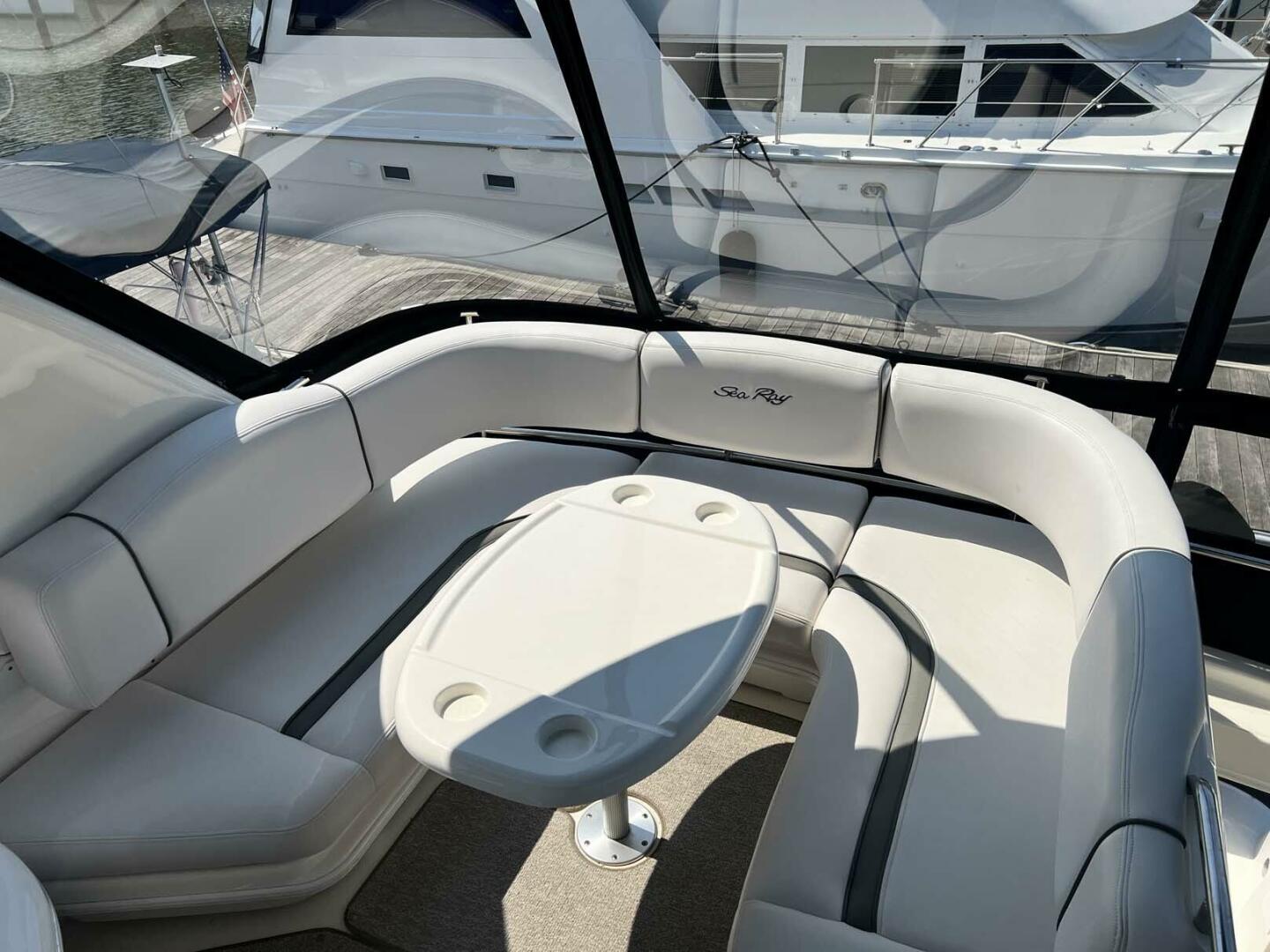 Slide: The Image of Sea Ray 420 Sedan Bridge 2005 - 4688443
