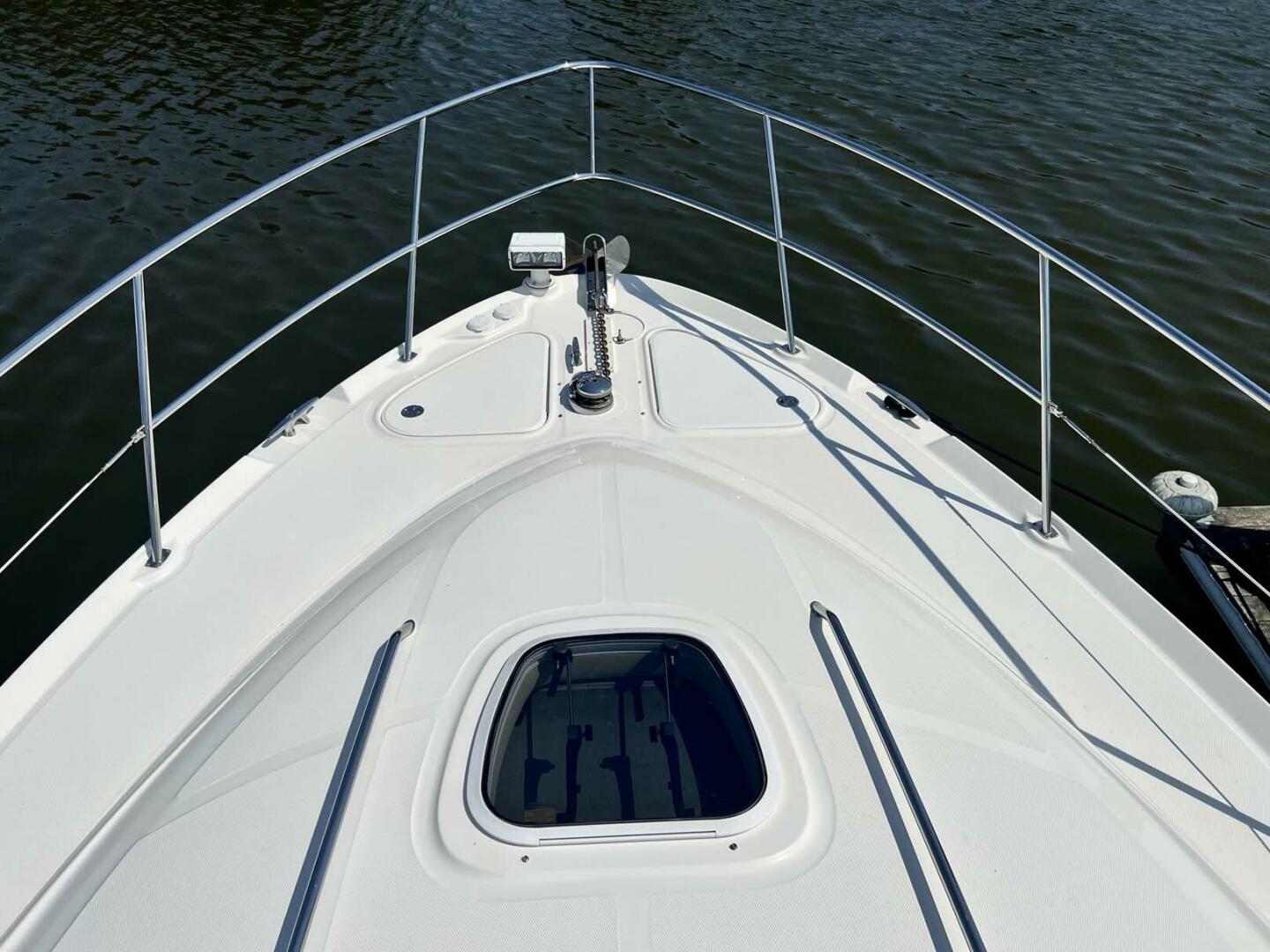 Slide: The Image of Sea Ray 420 Sedan Bridge 2005 - 4688455