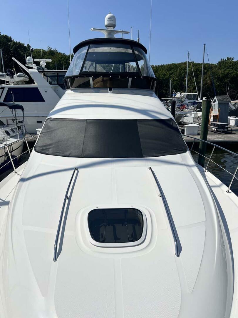 Slide: The Image of Sea Ray 420 Sedan Bridge 2005 - 4688457