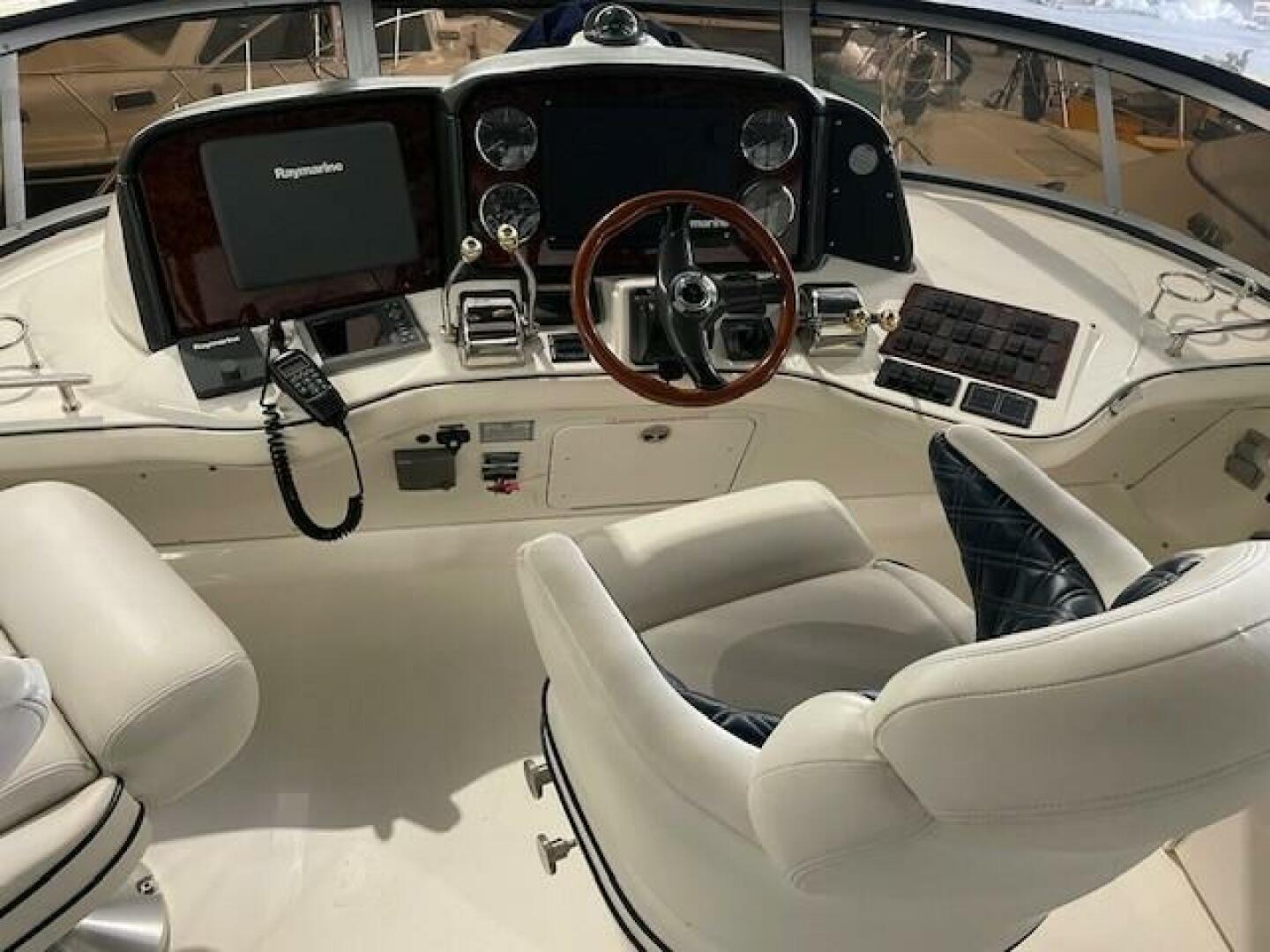 Slide: The Image of Sea Ray 420 Sedan Bridge 2005 - 5129558