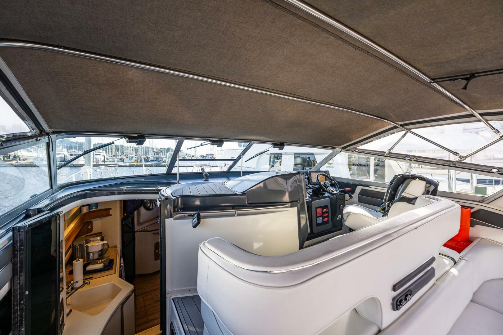 Slide: The Image of Sea Ray 420 Sundancer 1991 - 5239485