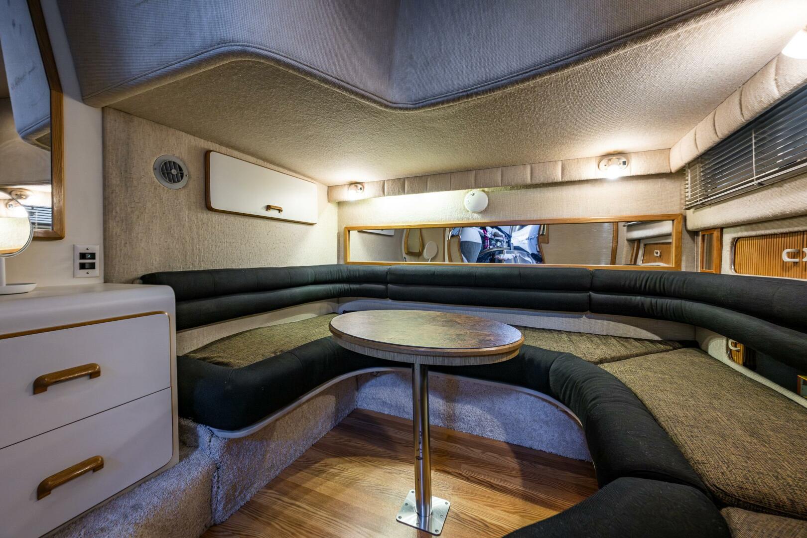 Slide: The Image of Sea Ray 420 Sundancer 1991 - 5239510