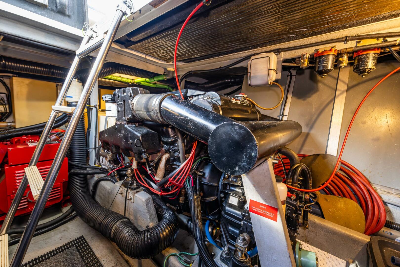 Slide: The Image of Sea Ray 420 Sundancer 1991 - 5239477