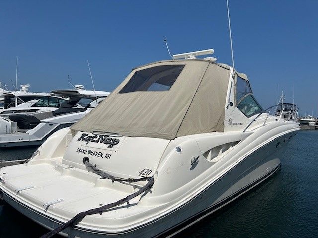 Slide: The Image of Sea Ray 420 SUNDANCER 2003 - 2