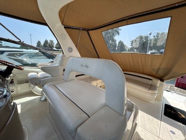 Slide: The Image of Sea Ray 420 SUNDANCER 2003 - 3