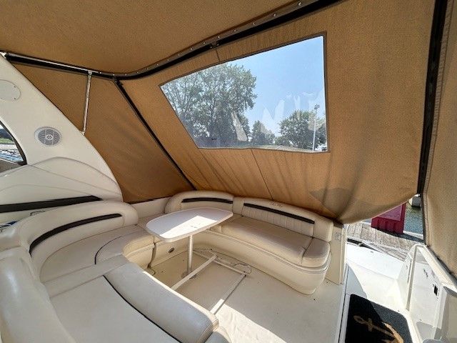 Slide: The Image of Sea Ray 420 SUNDANCER 2003 - 4