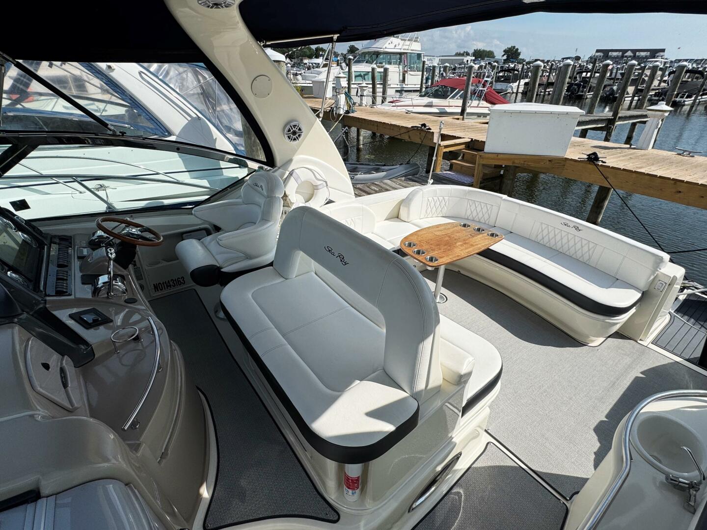 Slide: The Image of Sea Ray 420 Sundancer 2003 - 5551388