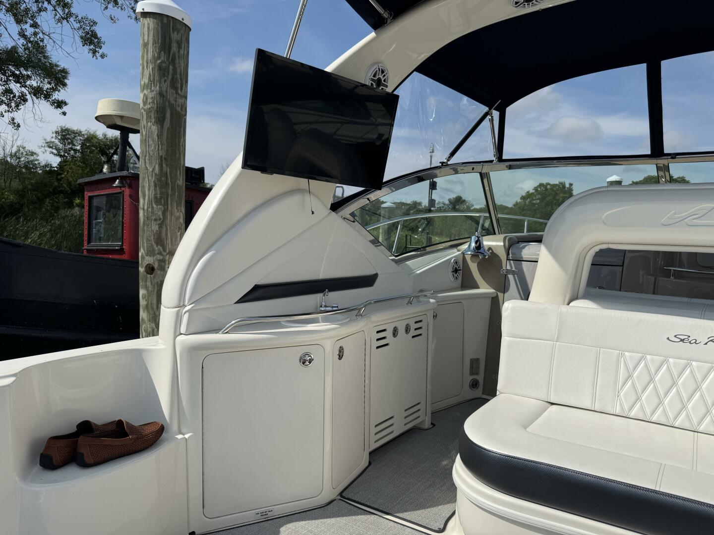 Slide: The Image of Sea Ray 420 Sundancer 2003 - 5551392