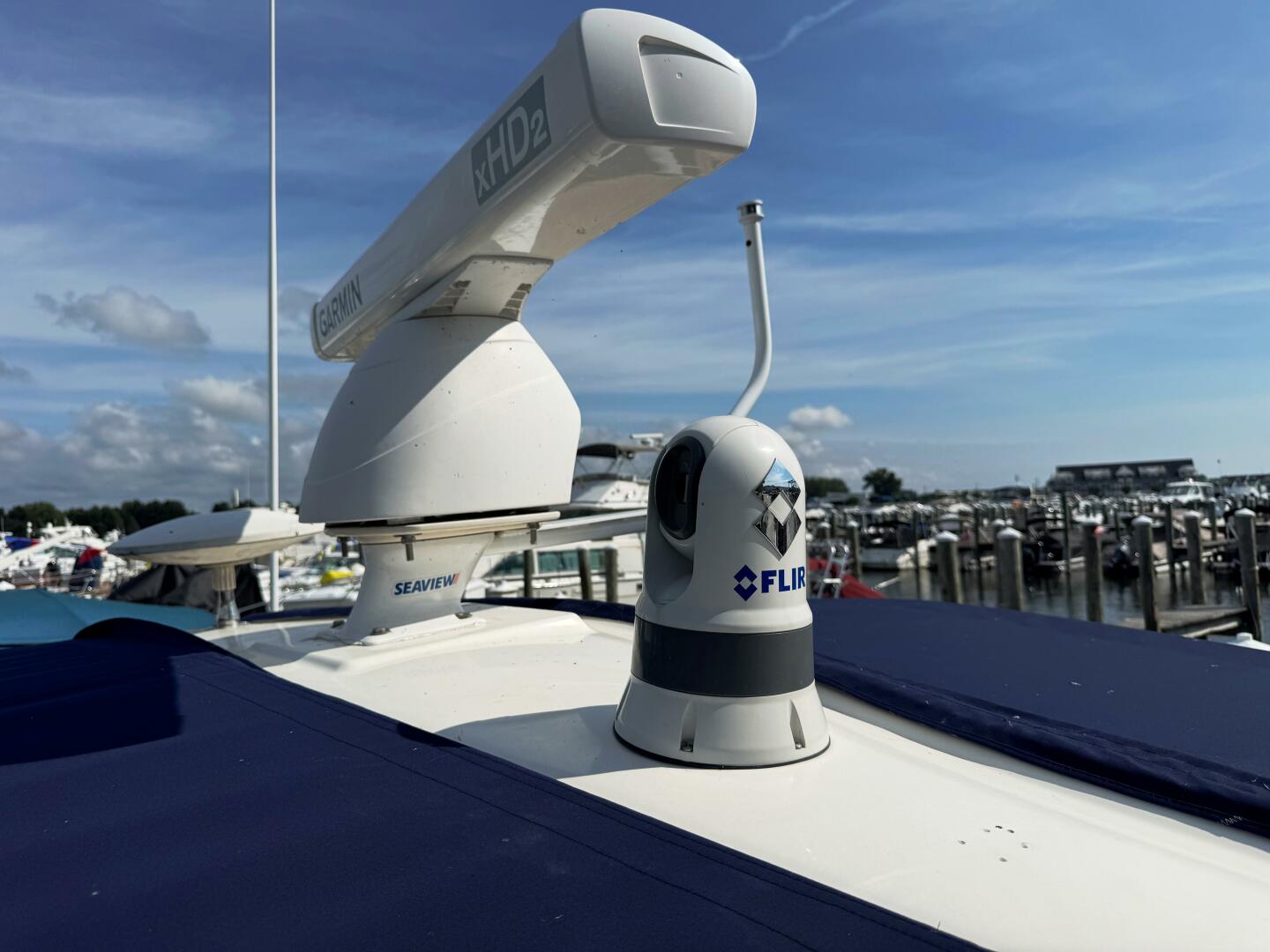 Slide: The Image of Sea Ray 420 Sundancer 2003 - 5551405