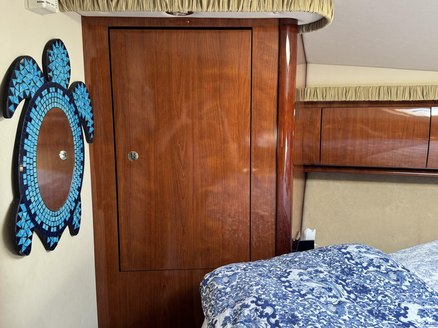 Slide: The Image of Sea Ray 420 Sundancer 2003 - 5551411