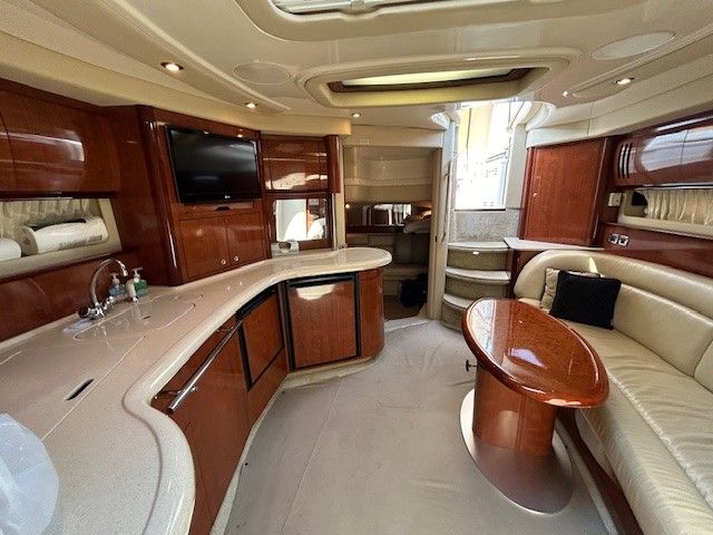 Slide: The Image of Sea Ray 420 SUNDANCER 2003 - 9