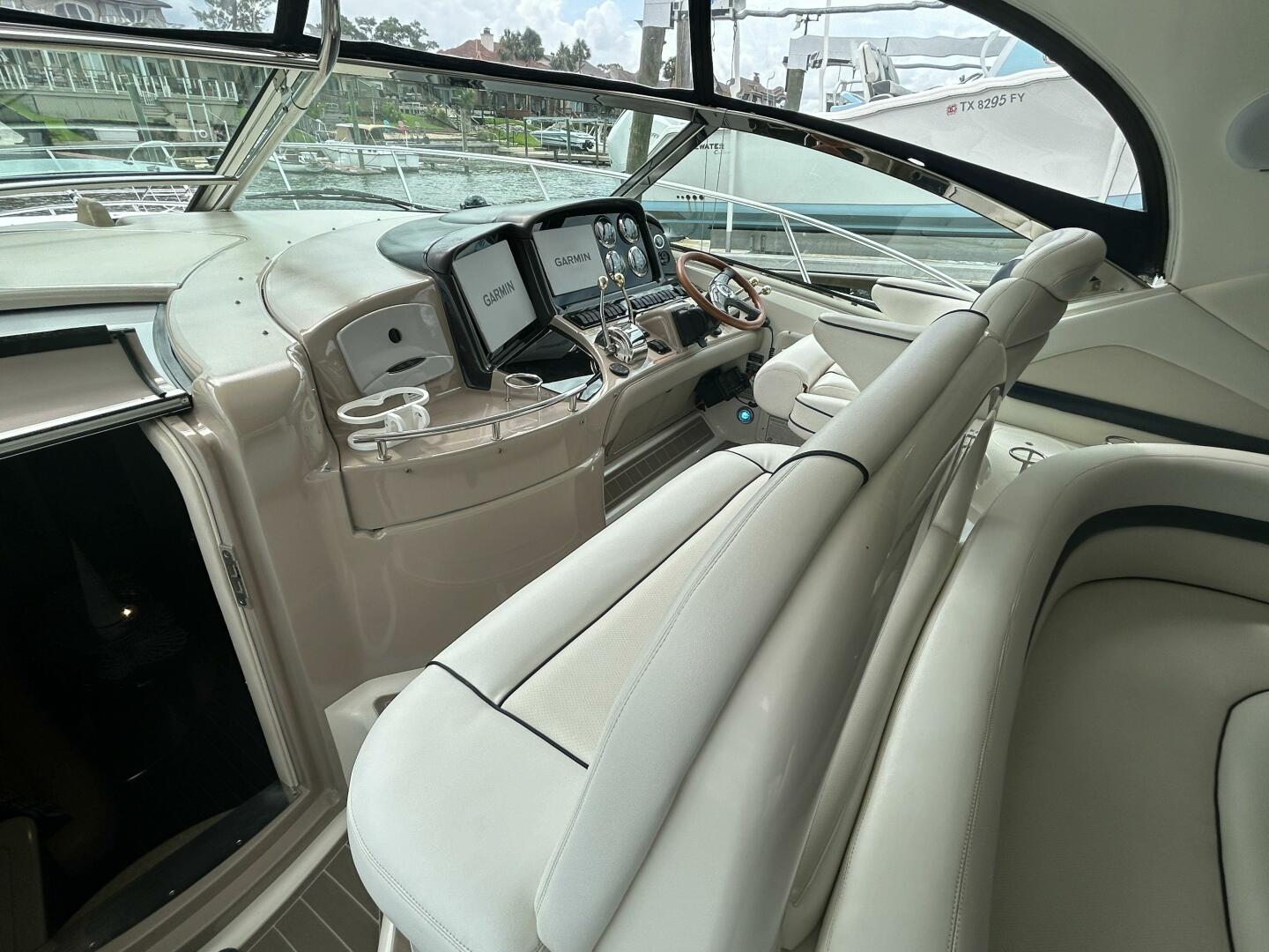 Slide: The Image of 2004 Sea Ray 420 DA  - 4683706
