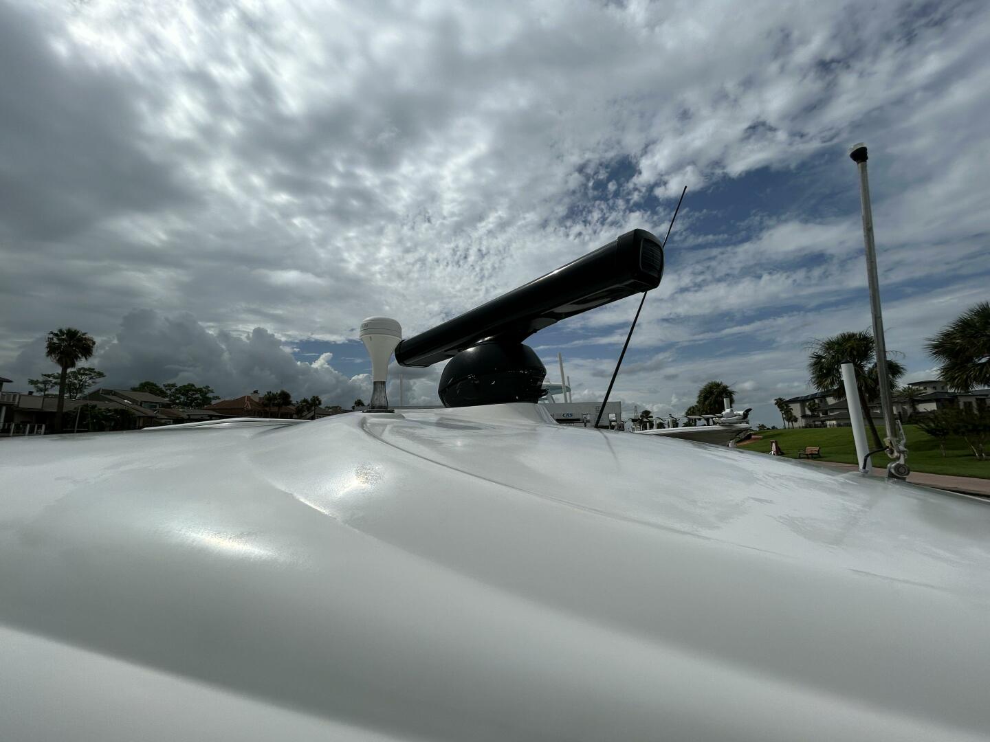Slide: The Image of 2004 Sea Ray 420 DA  - 4683718