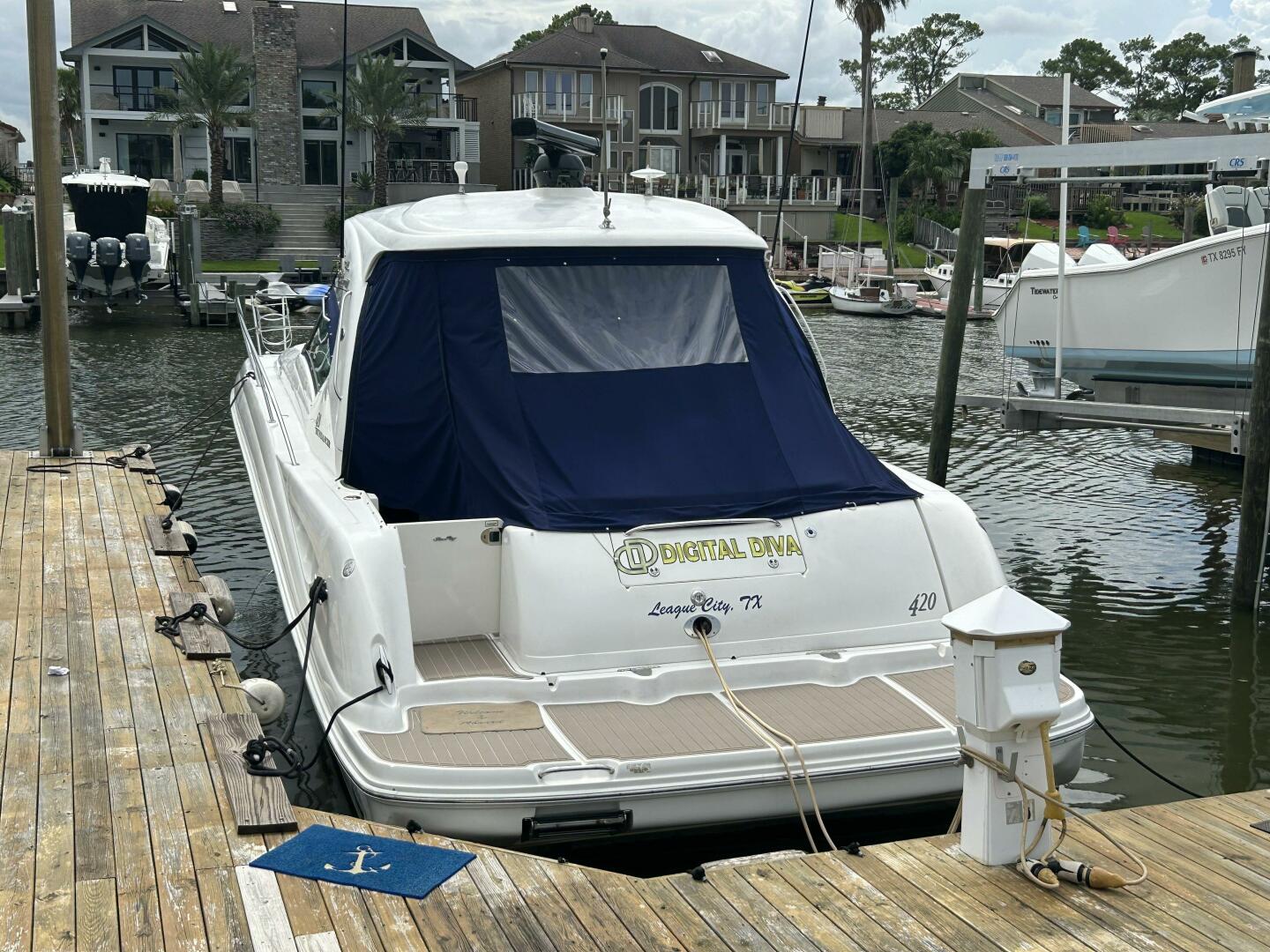 Slide: The Image of 2004 Sea Ray 420 DA  - 4683725