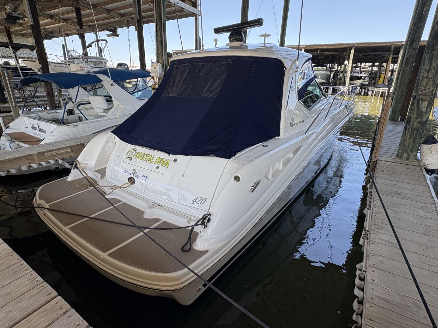 Slide: The Image of 2004 Sea Ray 420 DA  - 5203610