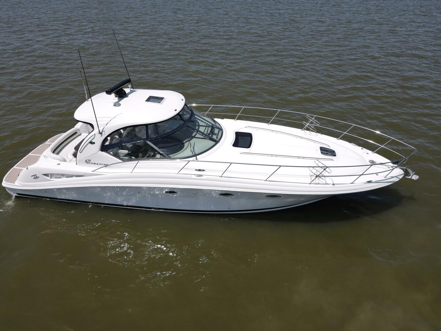 Slide: The Image of 2004 Sea Ray 420 DA  - 5203596