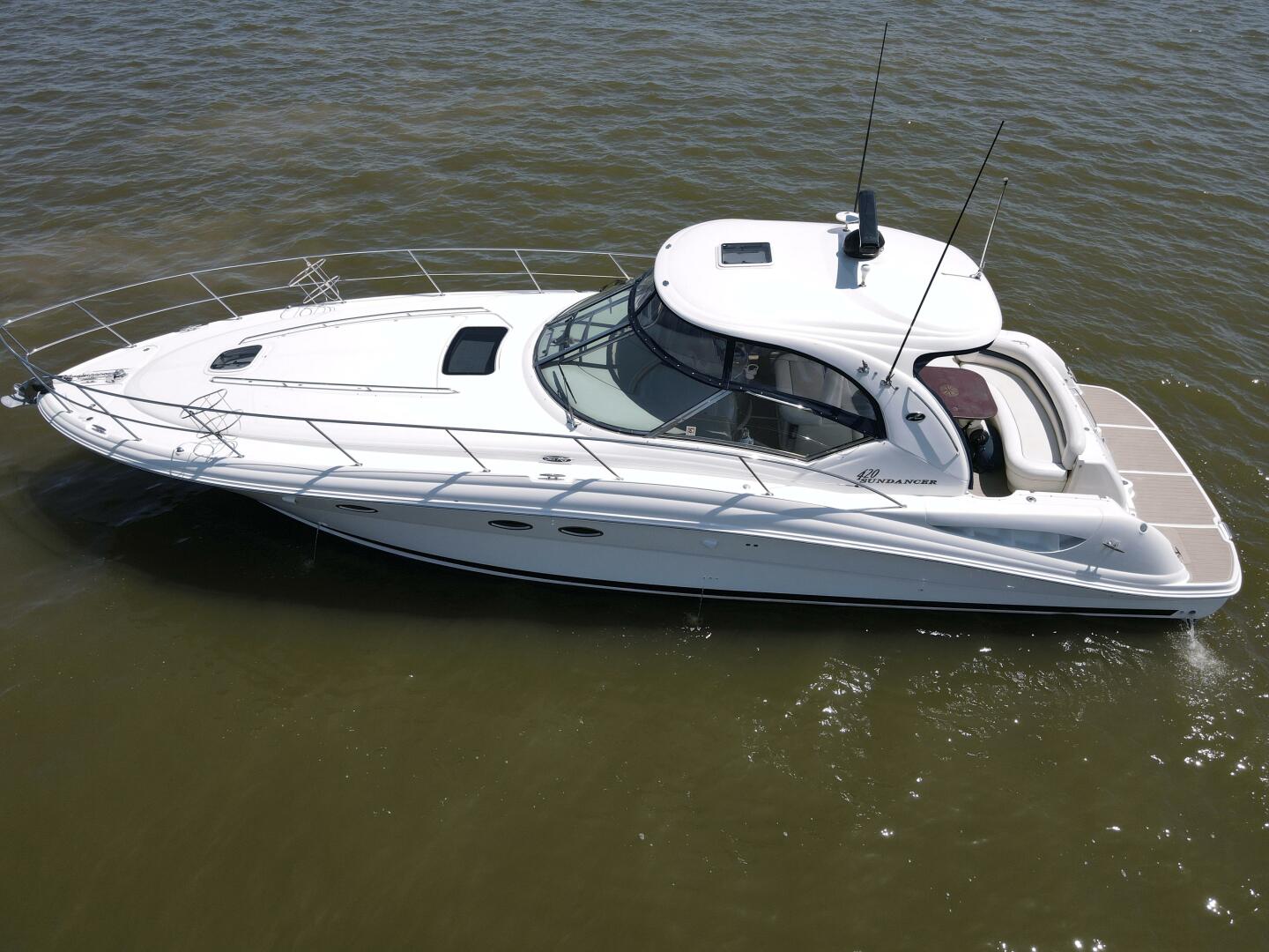Slide: The Image of 2004 Sea Ray 420 DA  - 5203598