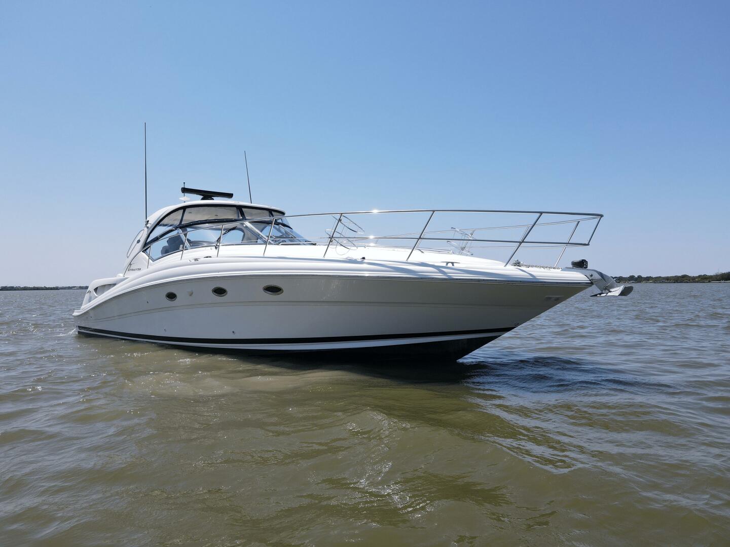 Slide: The Image of 2004 Sea Ray 420 DA  - 5203601